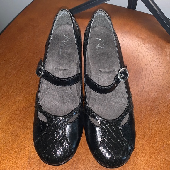 A2 By Aerosoles Shoes - A2 by Aerosoles Unique Comfort System Black Lizard Marimba Women’s Shoes Size 8